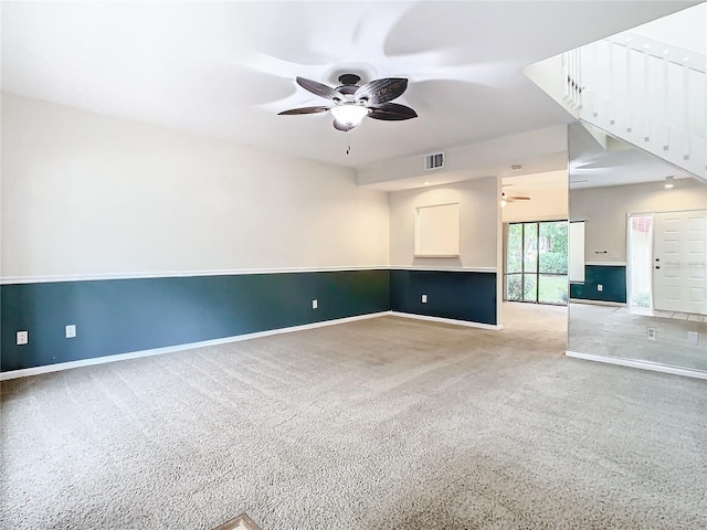 unfurnished room featuring ceiling fan