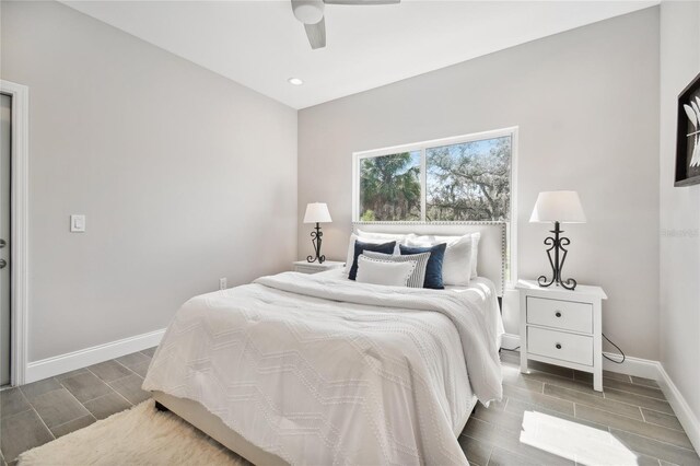 bedroom featuring ceiling fan