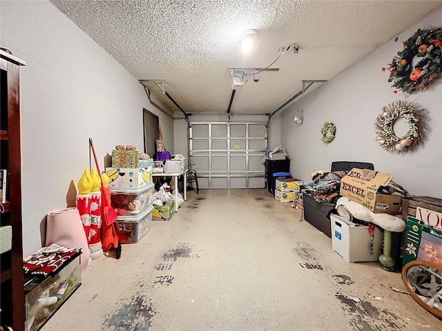 6262 93rd Ter N Unit 3904, Pinellas Park, FL 33782 - garage featuring a garage door opener