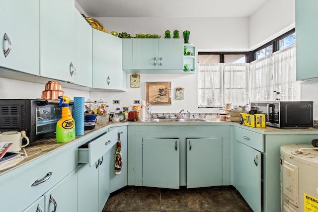 kitchen featuring sink