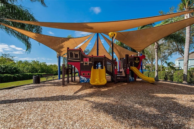 721 Manns Harbor Dr, Apollo Beach, FL 33572 - view of communal playground