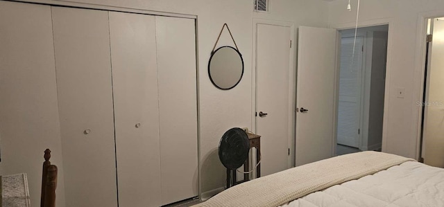 bedroom featuring a closet