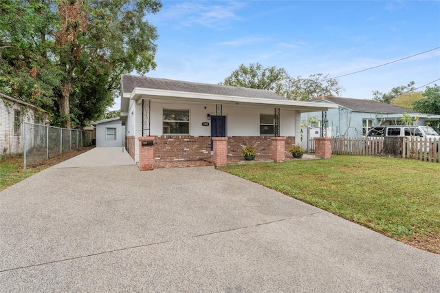 view of front of property with a porch and a front lawn