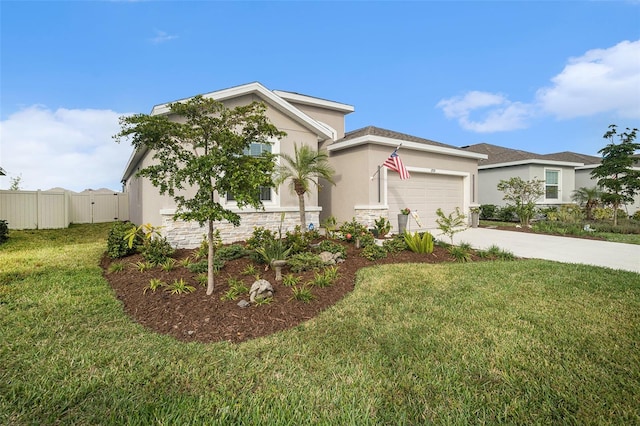 view of front facade featuring a garage and a front yard