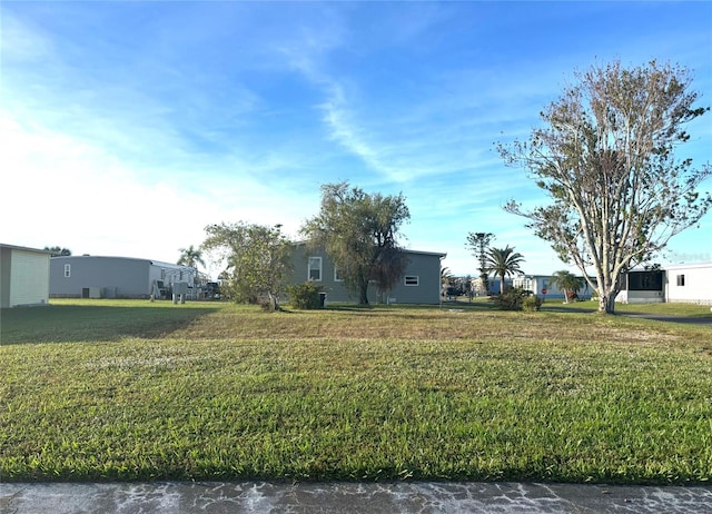 Listing photo 3 for 639 Los Altos, North Port FL 34287