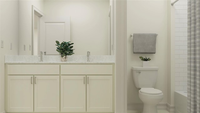 full bathroom featuring shower / bath combo with shower curtain, vanity, and toilet