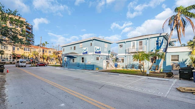 483 E Shore Dr Unit D4, Clearwater Beach, FL 33767 - view of asphalt street featuring a residential view and sidewalks
