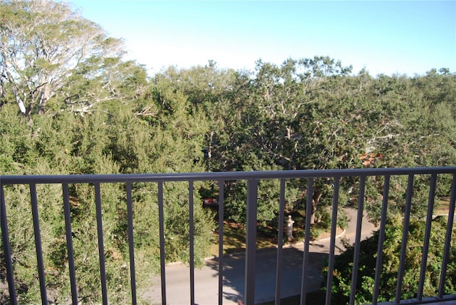 2699 Seville Blvd Unit 605, Clearwater, FL 33764 - photo 4