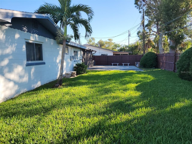 view of yard with a patio