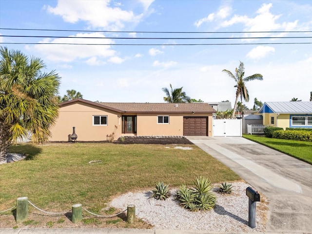 ranch-style home with a front yard