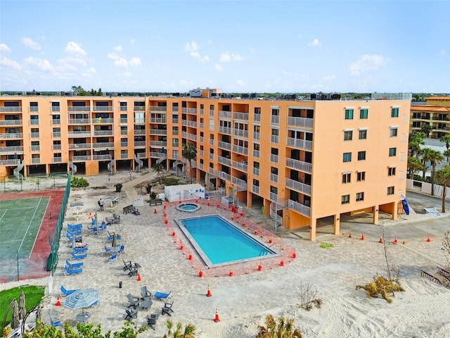 view of swimming pool