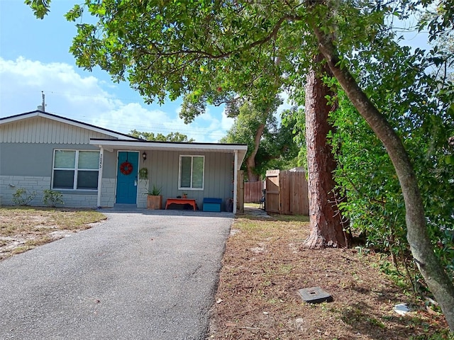 7045 Lenox Dr, New Port Richey, FL 34653 - view of front of property