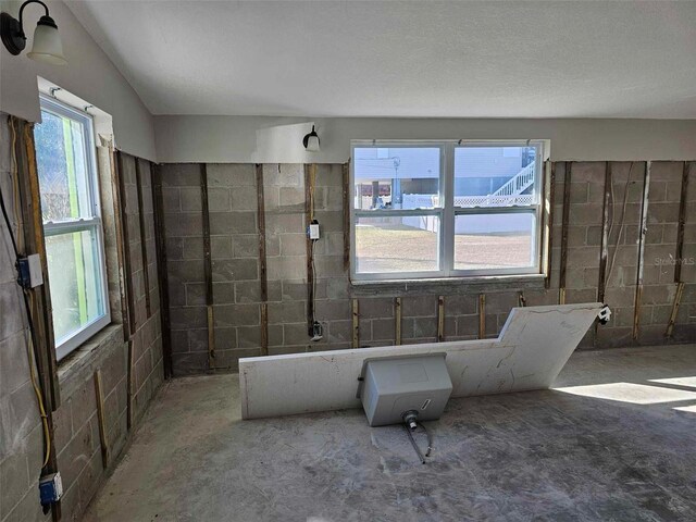 bathroom with a textured ceiling