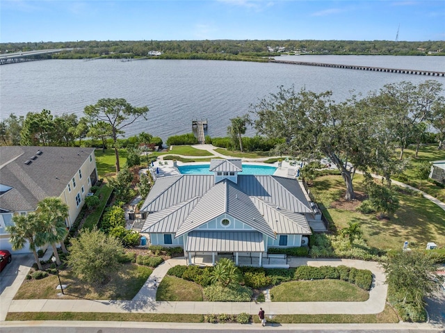 bird's eye view with a water view