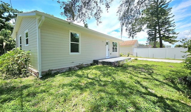 3562 Fisher Rd, Palm Harbor, FL 34683 - photo 2