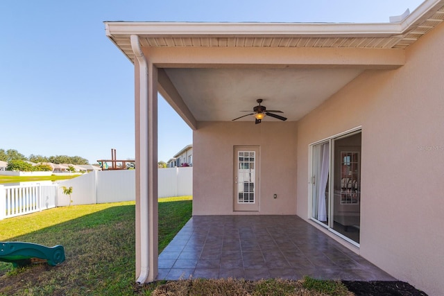 view of patio with ceiling fan