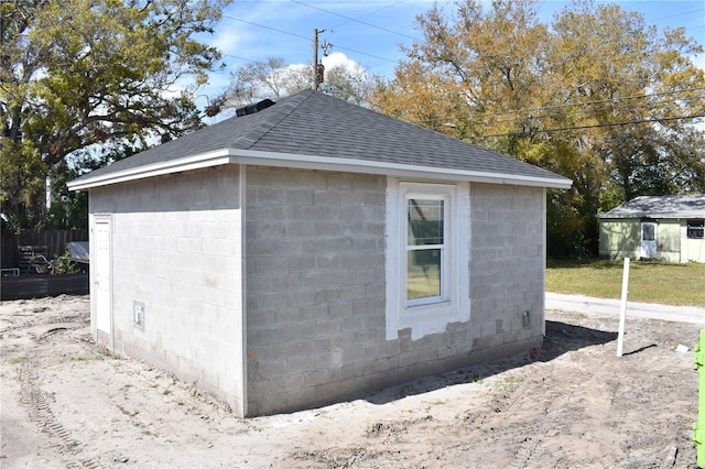 view of outdoor structure featuring an outdoor structure