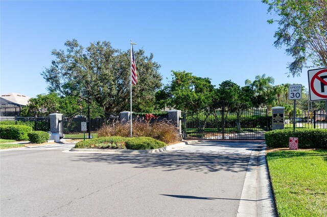 1323 Baythorn Dr, Wesley Chapel, FL 33543