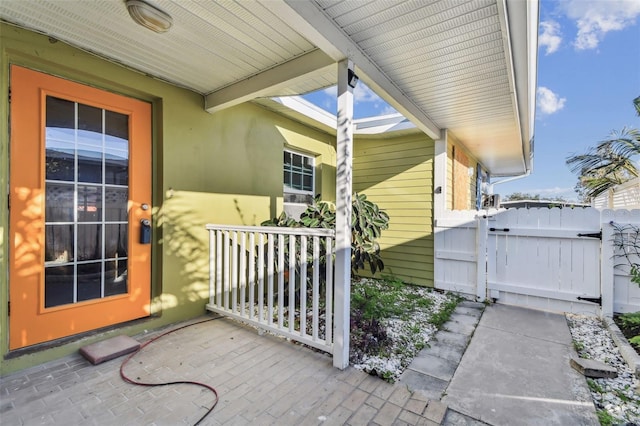 view of patio featuring a porch