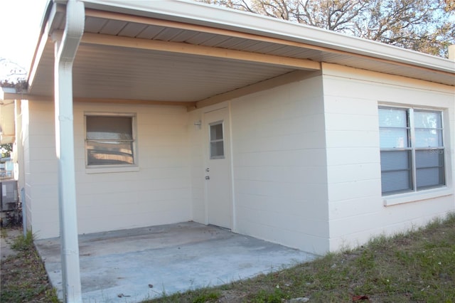 view of entrance to property