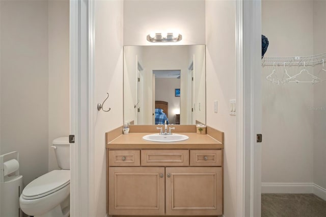 322 Ibisview Ln, Apollo Beach, FL 33572 - bathroom featuring vanity, toilet, and ensuite bathroom