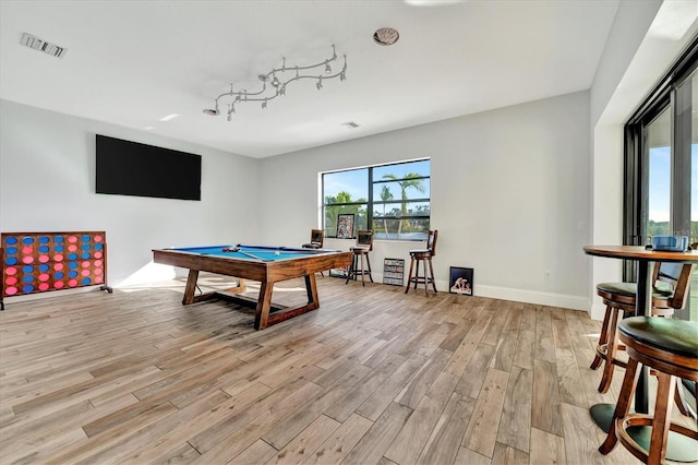 rec room featuring light wood-type flooring and billiards