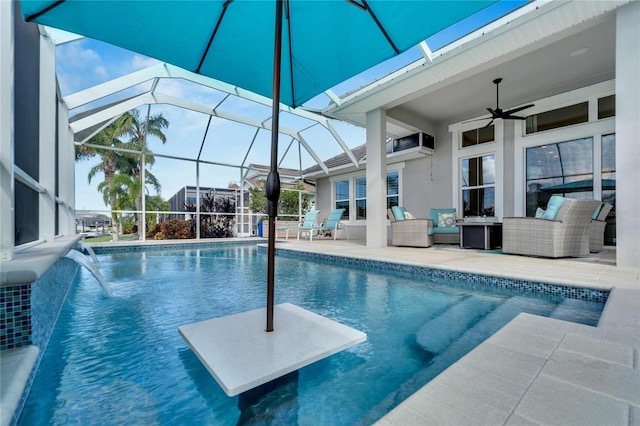 view of swimming pool featuring a lanai, an outdoor living space, ceiling fan, a patio area, and pool water feature