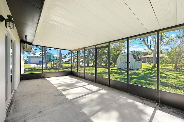 unfurnished sunroom with a healthy amount of sunlight