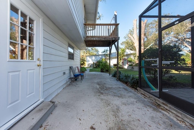 11008 Browning Rd, Lithia, FL 33547 - view of patio / terrace