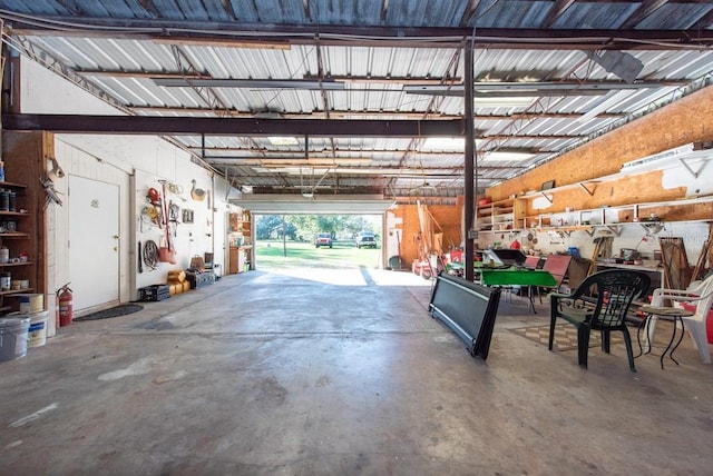 11008 Browning Rd, Lithia, FL 33547 - view of garage
