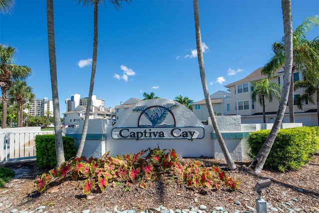 view of community / neighborhood sign