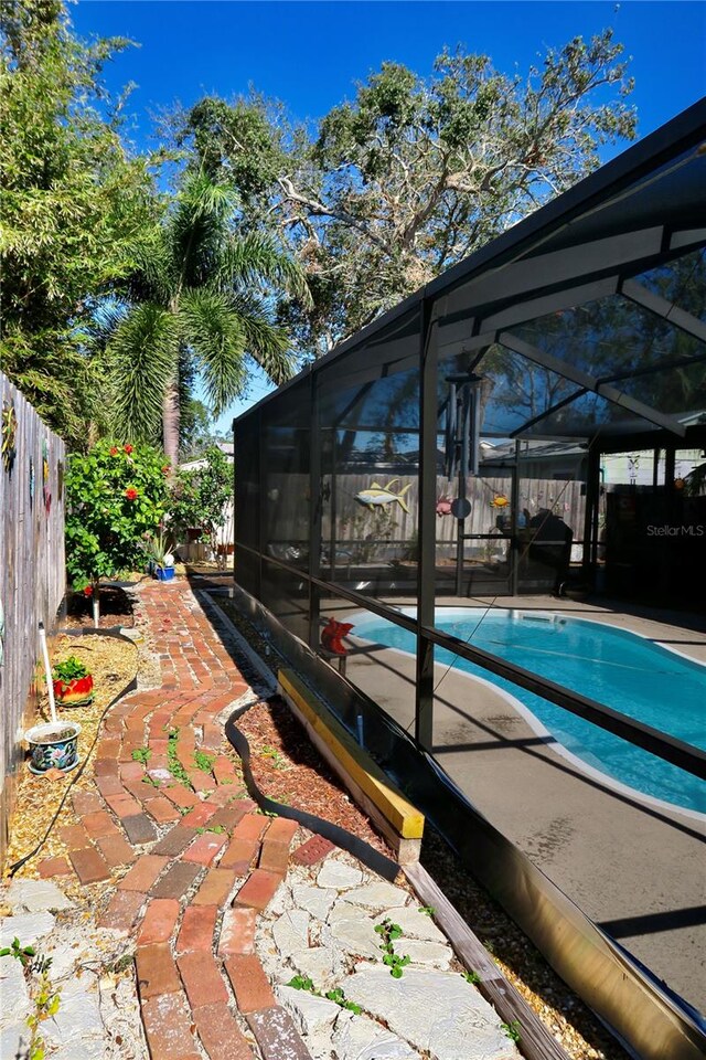 exterior space featuring a lanai