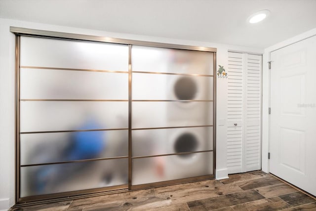 1591 Gulf Blvd Unit 504S, Clearwater Beach, FL 33767 - detailed view of wood finished floors and recessed lighting