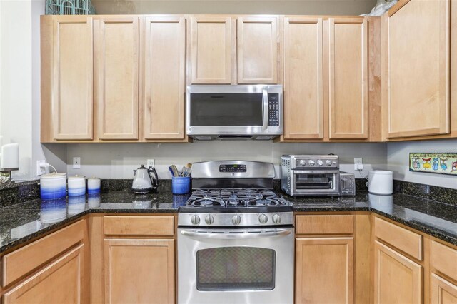 16020 Starling Crossing Dr, Lithia, FL 33547 - photo 14