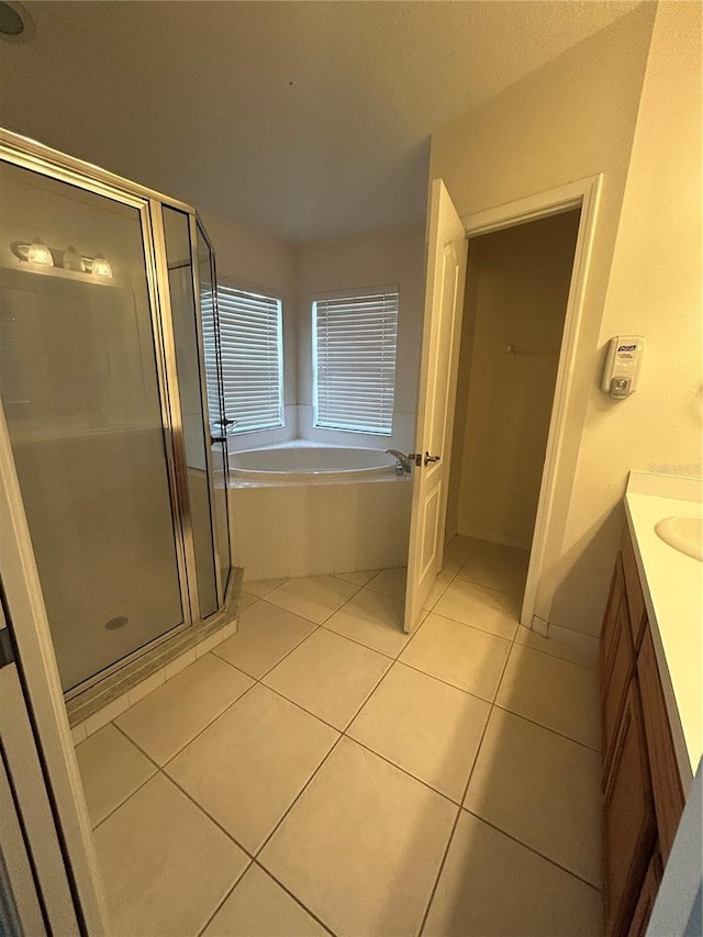 8216 Carriage Pointe Dr, Gibsonton, FL 33534 - photo 10