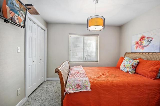 bedroom featuring a closet