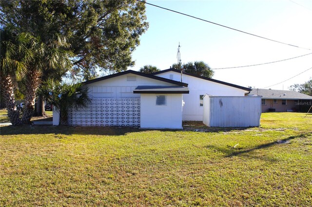 exterior space with a lawn