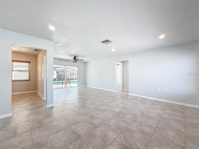 empty room with ceiling fan