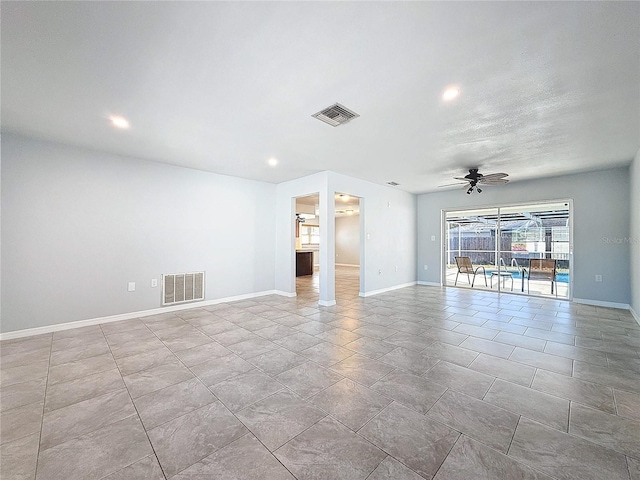 empty room with ceiling fan