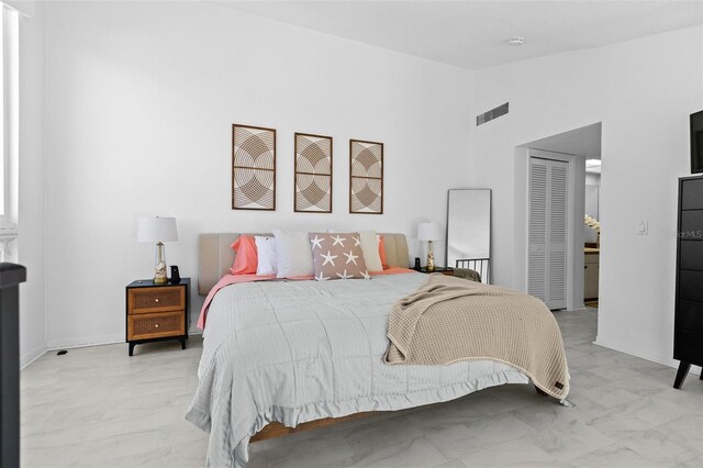 bedroom featuring a closet