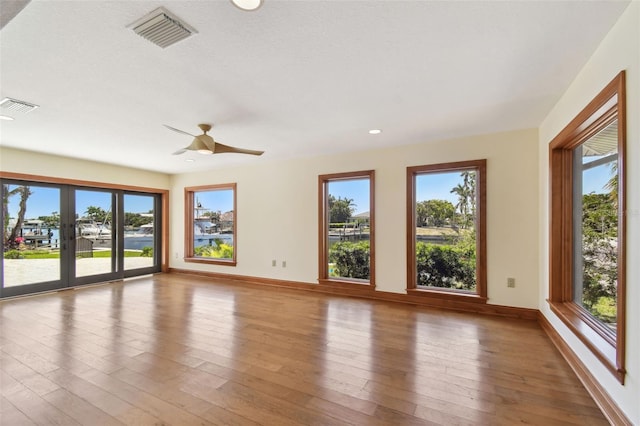 1997 Kansas Ave NE, Saint Petersburg, FL 33703 - photo 35