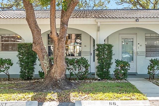 view of entrance to property