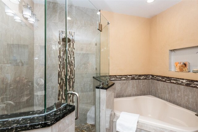4445 Amberly Oaks Ct, Tampa, FL 33614 - photo 18