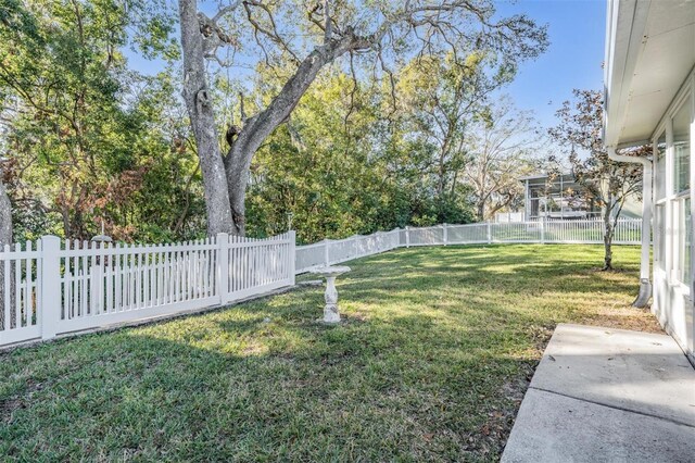 35608 Welby Ct, Zephyrhills, FL 33541 - photo 24