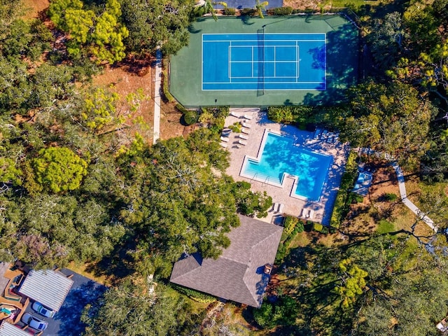 1901 Lennox Rd E Unit 1901, Palm Harbor, FL 34683 - view from above of property with a pool area