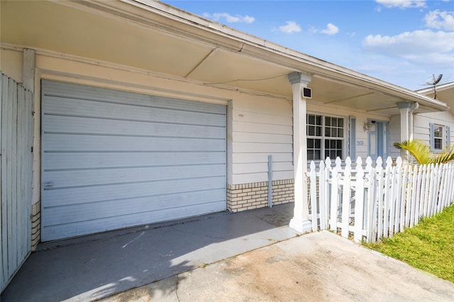 property entrance featuring a garage