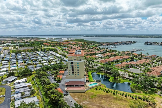 bird's eye view with a water view