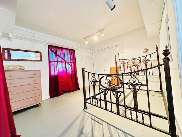 bedroom with rail lighting