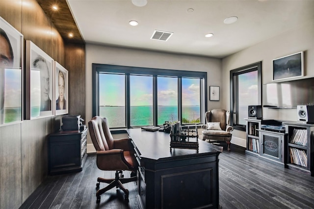 5120 W Longfellow Ave, Tampa, FL 33629 - home office with dark wood-style floors, recessed lighting, a water view, and baseboards