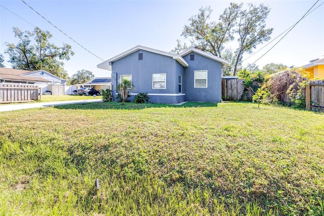 exterior space with a yard